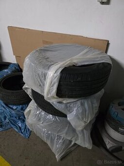 Pirelli 235/55 r19 letné