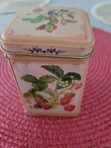 Retro plechova krabica