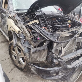 Rozpredám touareg 3.0 tdi