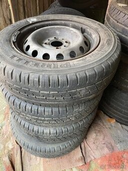 Predam pneumatiky na diskoch 175/70 R14 C PIRELI FIAT 4x98