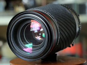Pre Nikon Sigma APO Zoom 70-210mm / F3,5 / Nik F - 1