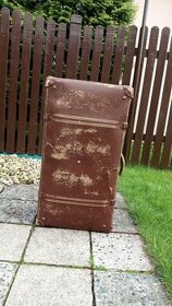 Kožený starožitný kufor