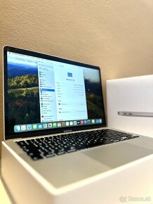 Predám Apple Macbook Air 2020 13.3, 8GB/256GB, TOP STAV