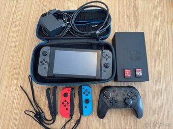 Nintendo Switch s príslušenstvom