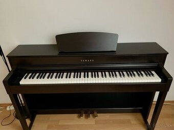 Digitálne piano Yamaha CLP - 535