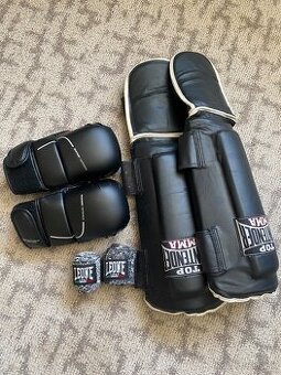 Mma Výstroj