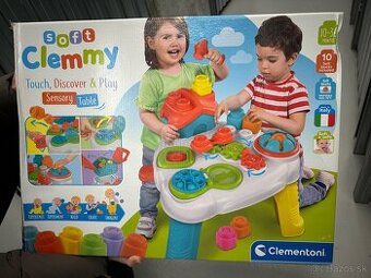 Clementoni Hrači štolik pre deti