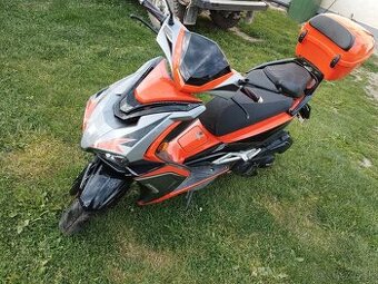 Adamoto 125
