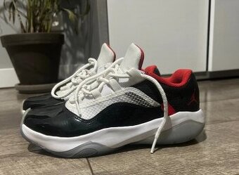 Jordan 11