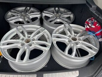 BMW DISKY AKO NOVE