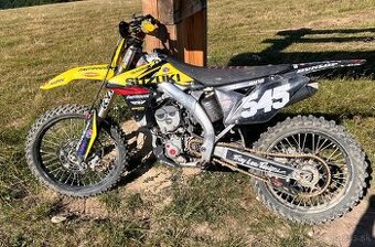 Suzuki RMZ 250