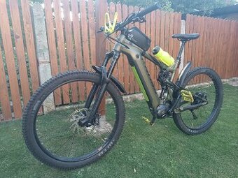 Elektrický celoodpruzeny bicykel