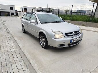 Opel Vectra caravan 2.2 DTI.