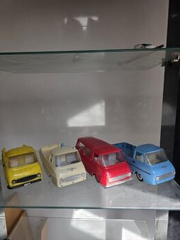Staré hráčky škoda 1203 - 1