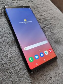 Samsung Galaxy Note 9 prasknuté