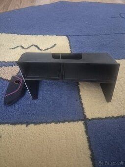 VW Golf 8 stredovy organizer