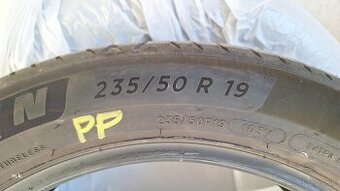 Michelin Primacy 4 235/50 R19