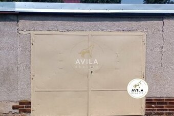 NA PREDAJ: garáž 18m2 - Hlohovec