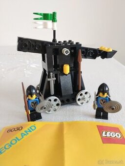LEGO Castle 6030 Catapult
