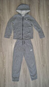Predám detské sivé tepláky Nike - 1