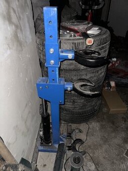 Hydraulický kompresor kotúčových pružín 1T Geko G02077