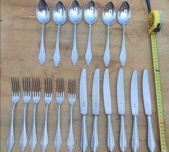 Priborova sada 6+6+6 cena 65€