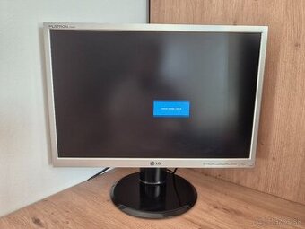 LG L225WT LCD monitor 55,9 cm (22") 1680 x 1050 px