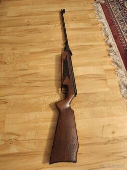 Vzduchovka Slávia 631.