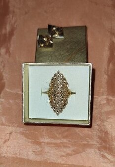 prekrásny veľký prsteň