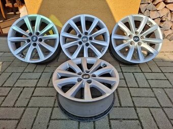 Alu disky 5x114,3 R17 originál Hyundai