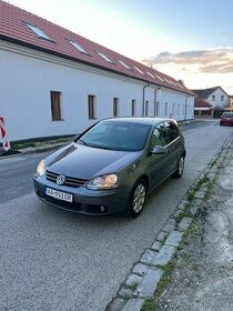 Volkswagen Golf 5 1.6 75kw