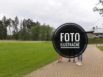 Stavebný pozemok 595m2, pri golfe Šajdíkove Humence
