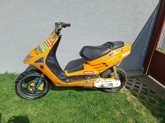 Kúpim malaguti F12 f15 Aprilia sr50