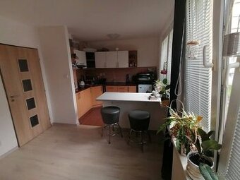 1-izb. byt - Martin - Košútska ul.