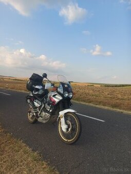 Honda Africa Twin 750