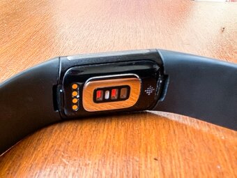 Fitbit Charge 6