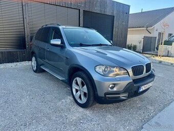 BMW X5 E70 3.0d 173kW 7miestna