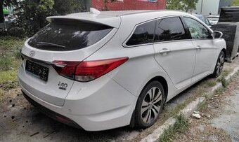 HYUNDAI i40 1.7 CRDi 2015 predám DVERE, AUTOMATICKÁ PREVODOV