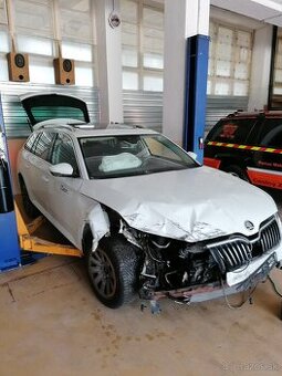 Škoda superb 3 - 2.0 tdi 140 kW - DSG