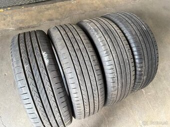 Letne Pneu Continental 215/60 R17 96H Dot:2022