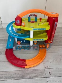 Detska autogaraz Smoby