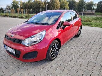 KIA Rio 2013 63kw Hatchback benzín