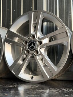 #2 Elektróny originál Mercedes r18