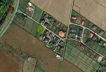 Slnečný stavebný pozemok 818m2, Sokolovce pri Piešťanoch