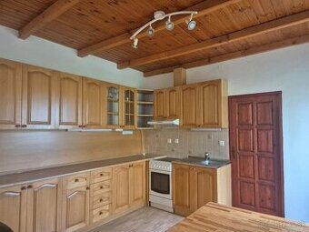 3 izbový byt do prenájmu v Nových Zámkoch.