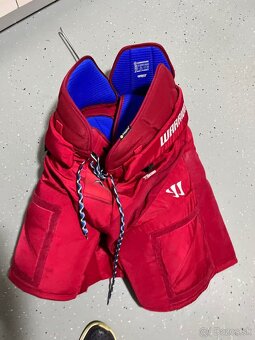 Seniorska hokejova vystroj L-XL