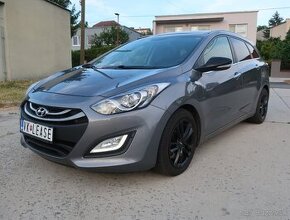 Odstúpim leasing na Hyundai i30-combi 2015 CRDi, plná výbava - 1