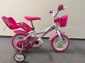 Detský bicykel s pomocnými kolieskami