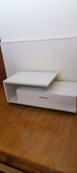 Konferenčný stolík,stolík pod TV,biely