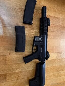 Delta armory Alpha cqb m4 airsoft
